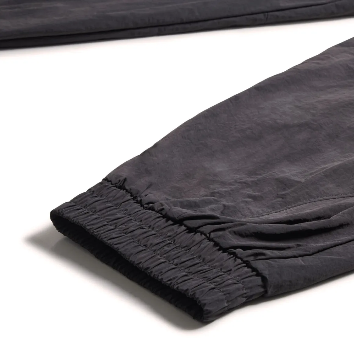 CRINKLE TRACK PANTS IRON GREY