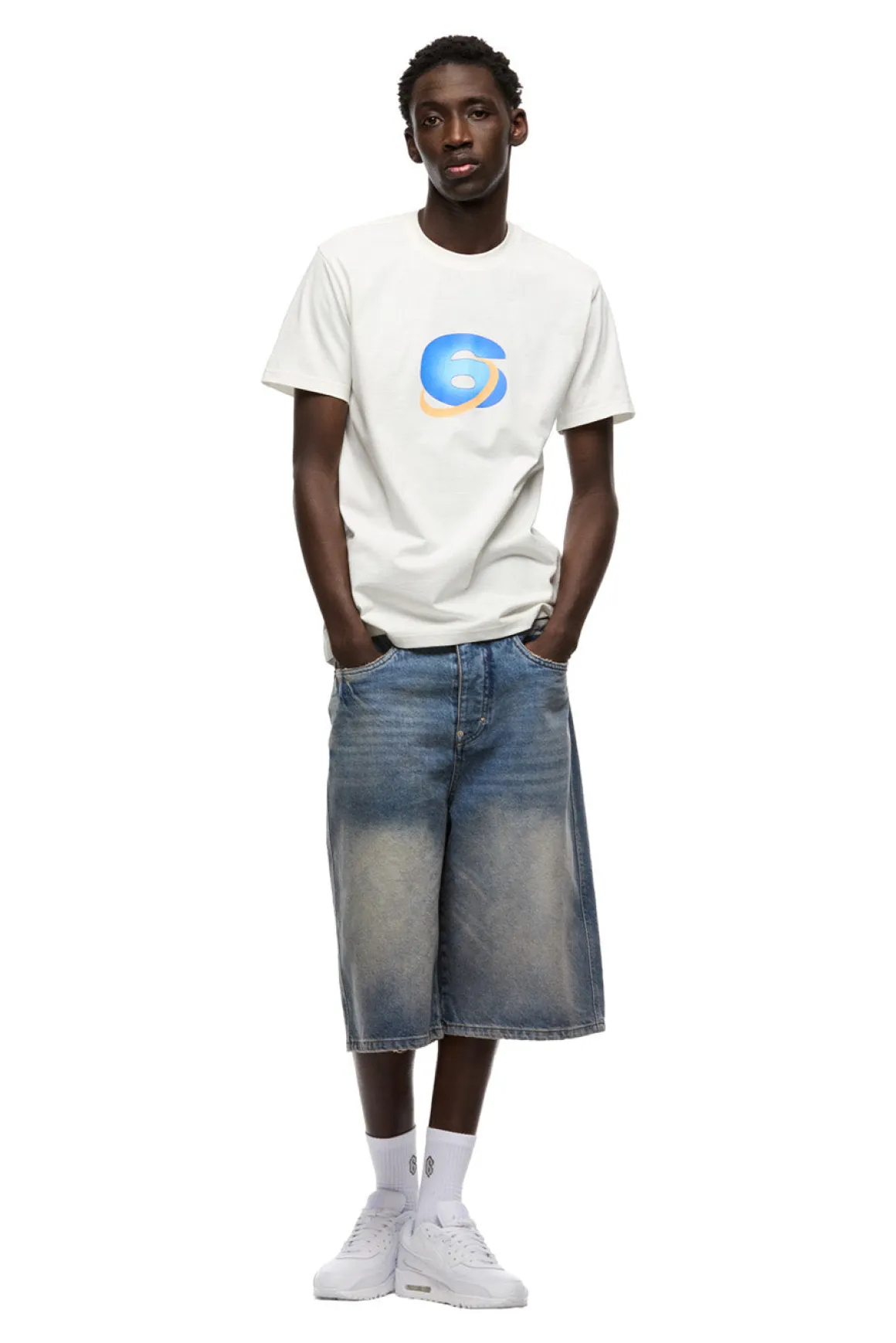 EXPLORER TEE COCONUT WHITE