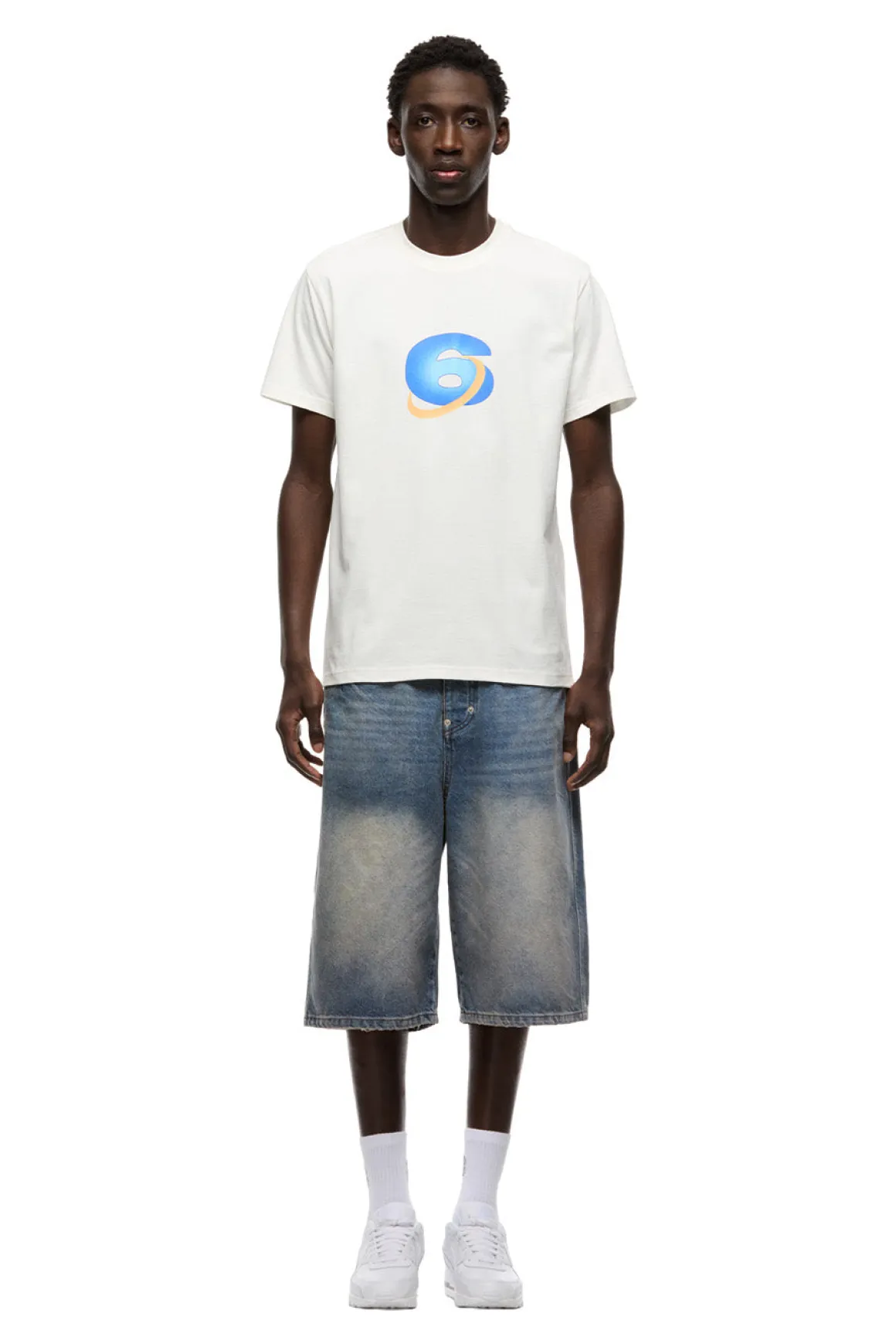 EXPLORER TEE COCONUT WHITE