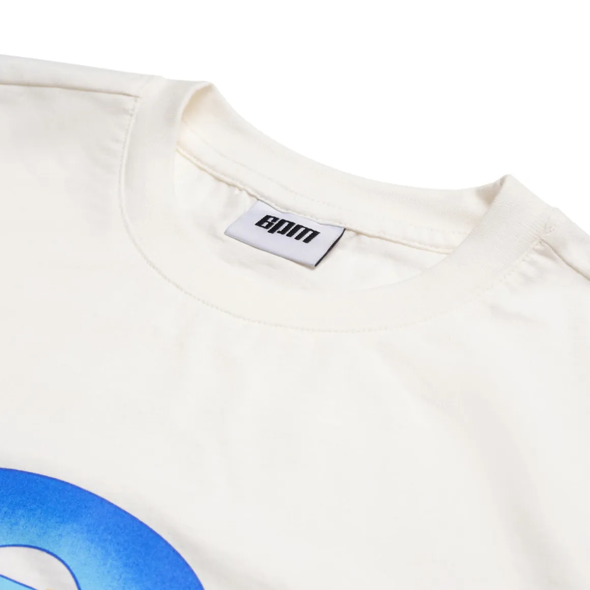 EXPLORER TEE COCONUT WHITE