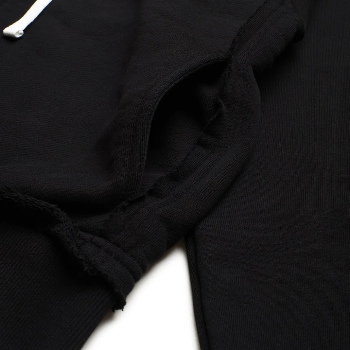 OPEN EDGE ZIP HOODIE BLACK